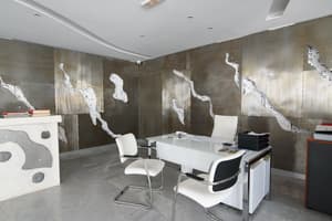 thumbnail: Interior entrance