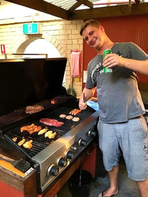 thumbnail: BBQ/picnic area