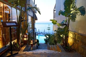 thumbnail: Exterior