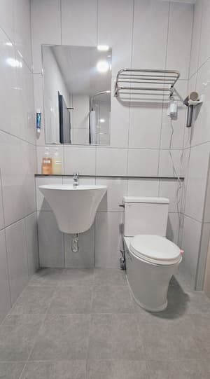 thumbnail: Bathroom