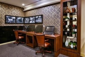 thumbnail: Business center