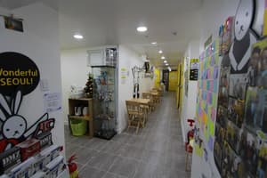 thumbnail: Hallway