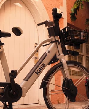 thumbnail: Bicycling