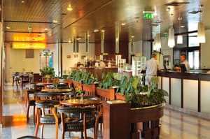 thumbnail: Restaurant