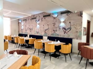thumbnail: Food court