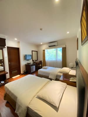 thumbnail: Room