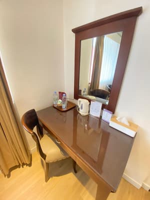 thumbnail: Room