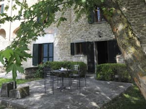 thumbnail: Exterior