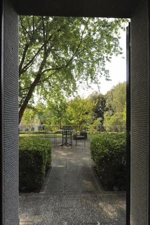 thumbnail: Exterior