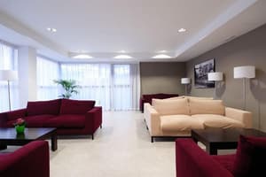 thumbnail: Lounge