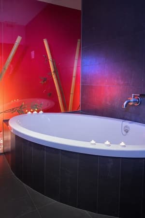 thumbnail: Indoor spa tub