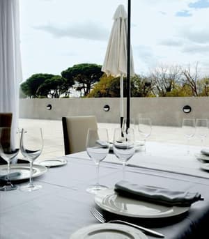 thumbnail: Dining