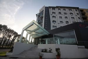 thumbnail: Exterior