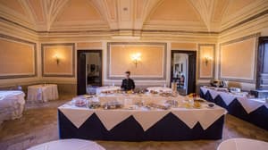 thumbnail: Breakfast area