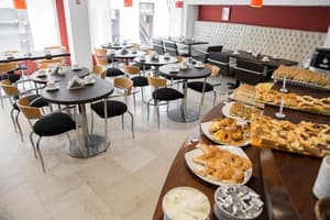 thumbnail: Breakfast area