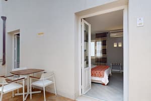 thumbnail: Terrace/patio