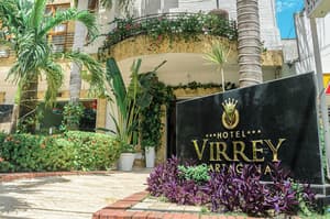 thumbnail: Front of property
