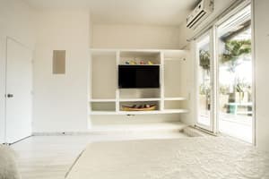 thumbnail: Lobby sitting area