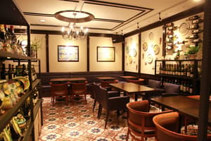thumbnail: Restaurant