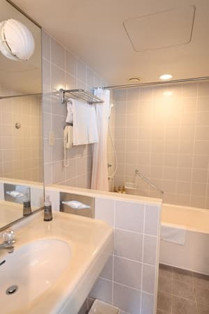thumbnail: Bathroom
