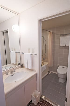 thumbnail: Bathroom