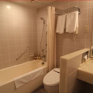 thumbnail: Bathroom