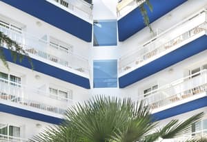 thumbnail: Exterior detail