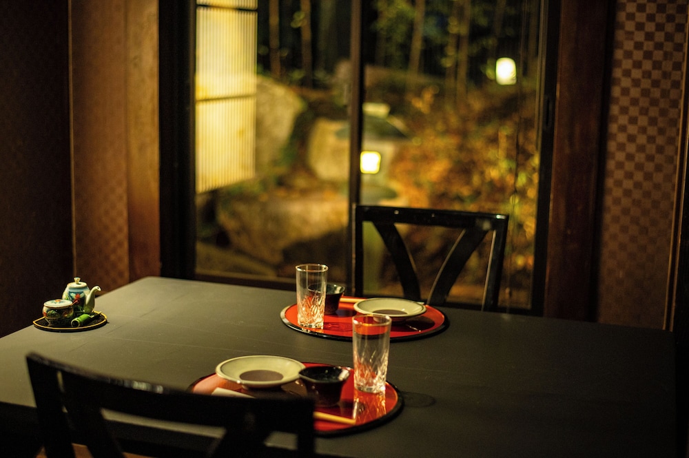 Ryokan dining