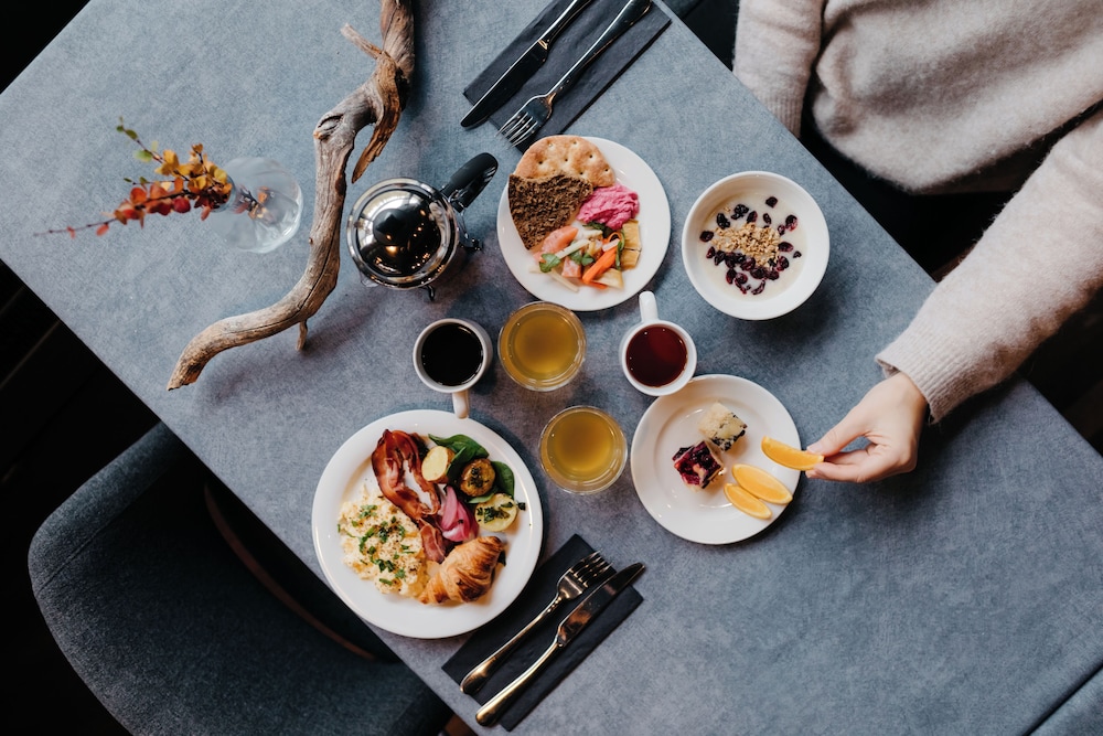 Breakfast buffet