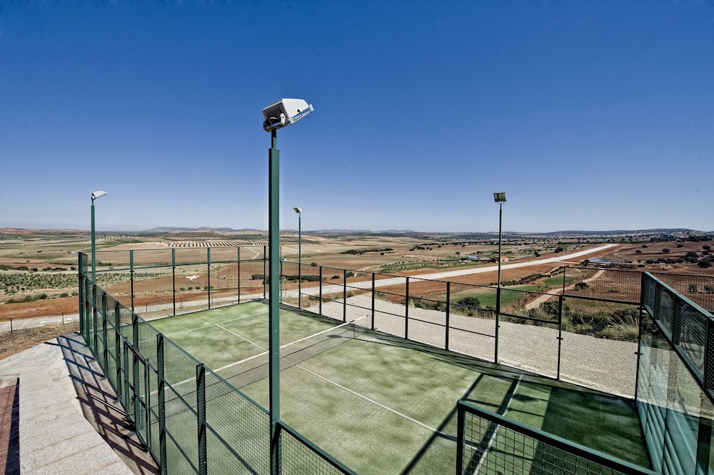 Tennis court