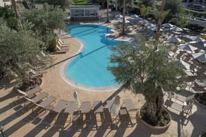 thumbnail: Pool