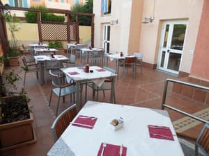thumbnail: Restaurant
