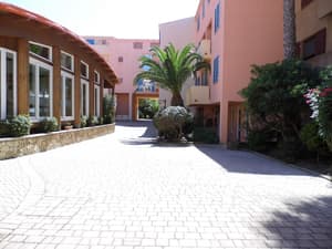 thumbnail: Exterior