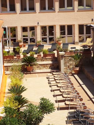 thumbnail: Terrace/patio