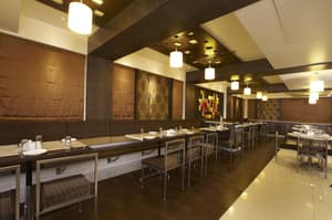 thumbnail: Restaurant