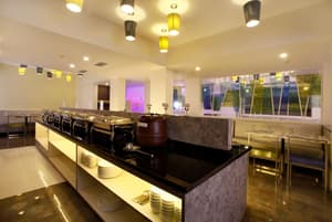 thumbnail: Restaurant