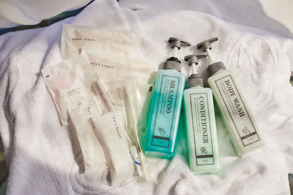 Bathroom amenities