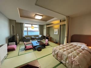 thumbnail: Room