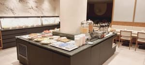 thumbnail: Breakfast buffet