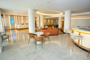 thumbnail: Lobby lounge