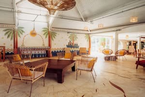 thumbnail: Reception hall