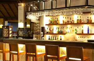 thumbnail: Bar (on property)