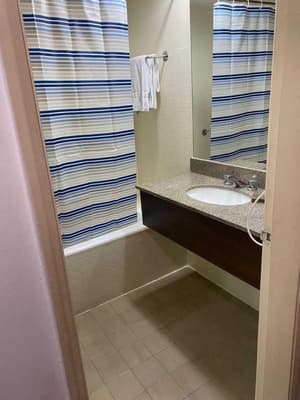 thumbnail: Bathroom