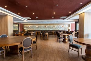 thumbnail: Restaurant