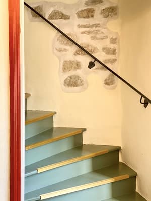 thumbnail: Staircase