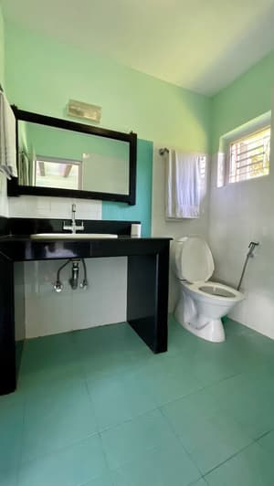 thumbnail: Bathroom