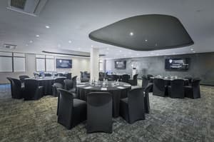 thumbnail: Banquet hall