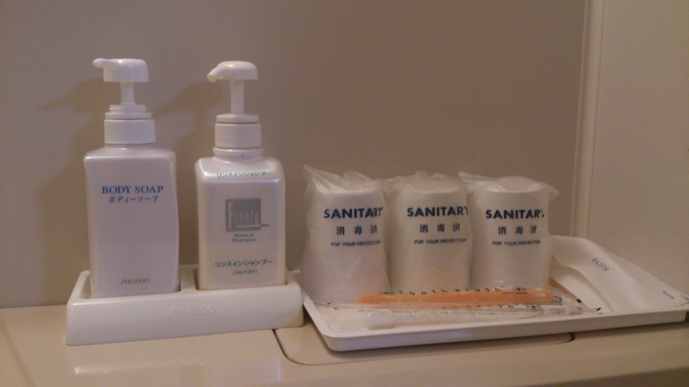 Bathroom amenities