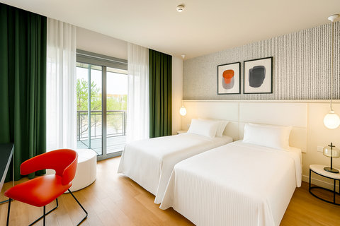 2 standard single beds