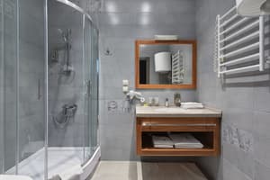 thumbnail: Bathroom